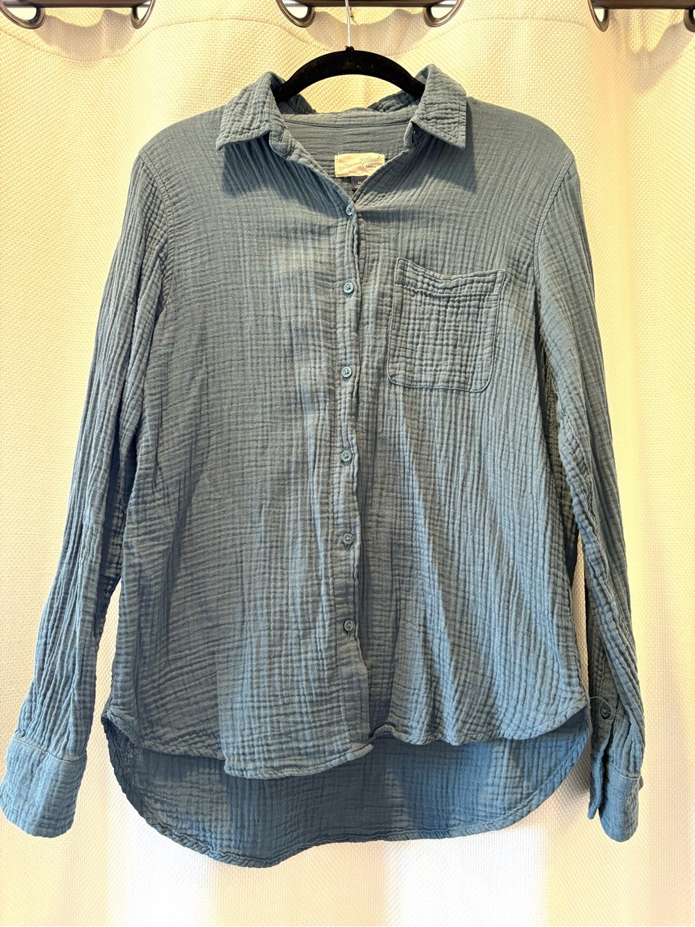 Universal Thread Dusty Blue Gauze Relaxed-Fit button down Shirt - women’s XS